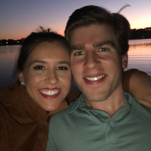 Meet your Posher, Caroline - Picture 2 of 2